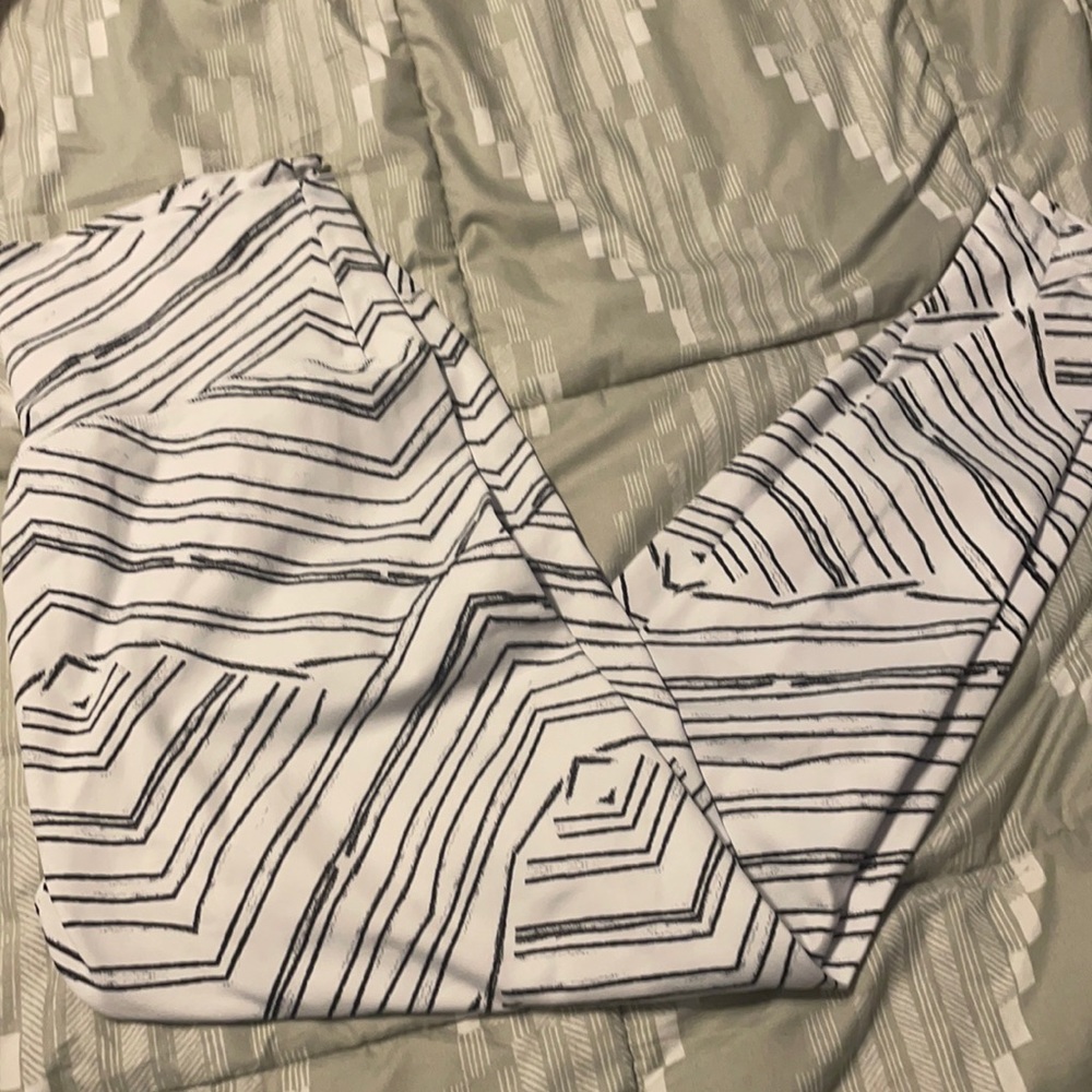 Buffbunnt leggings from rebel launch